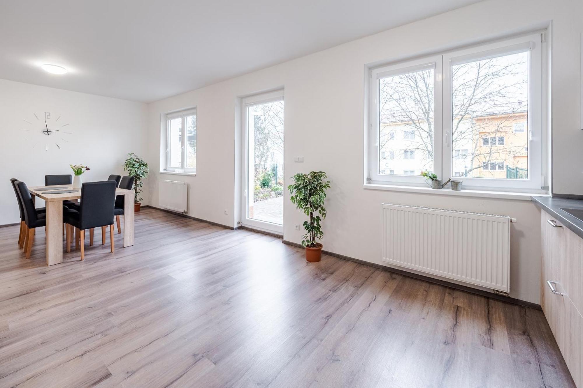 Private Luxury Apartments - Apartman G3 Frymburk Esterno foto