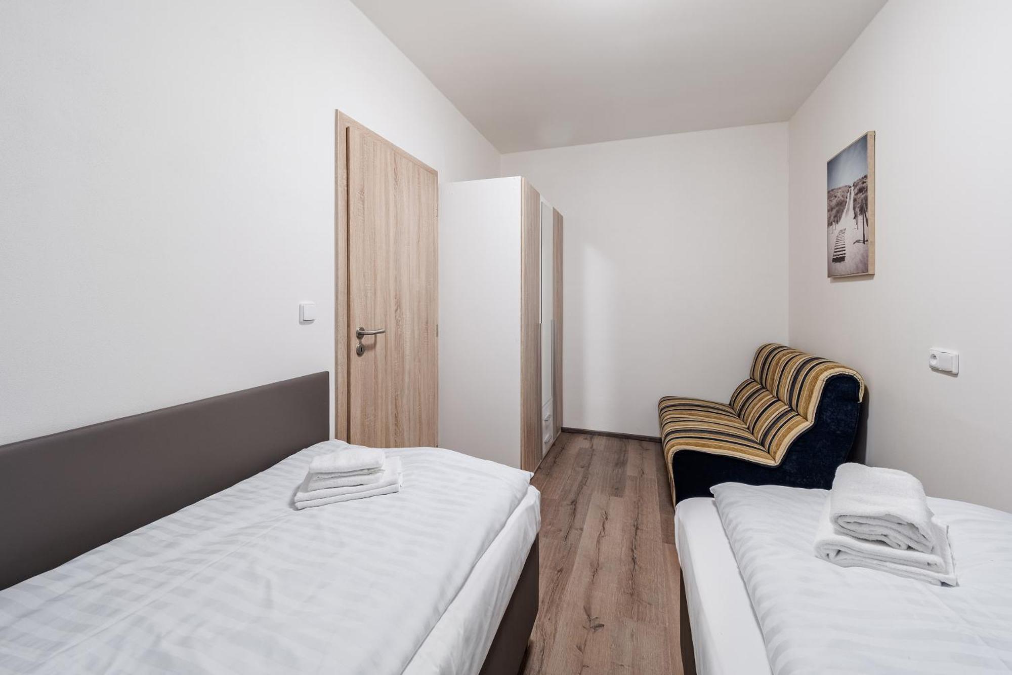 Private Luxury Apartments - Apartman G3 Frymburk Esterno foto