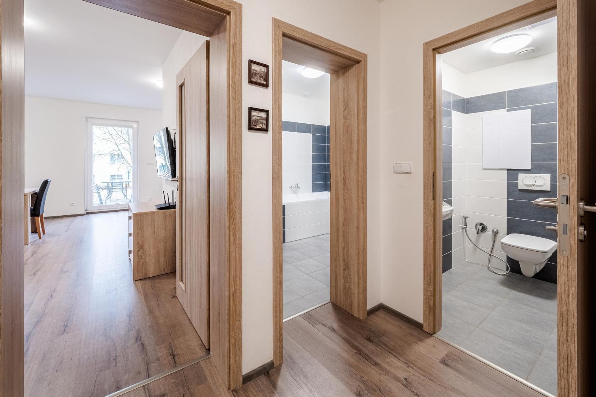 Private Luxury Apartments - Apartman G3 Frymburk Esterno foto